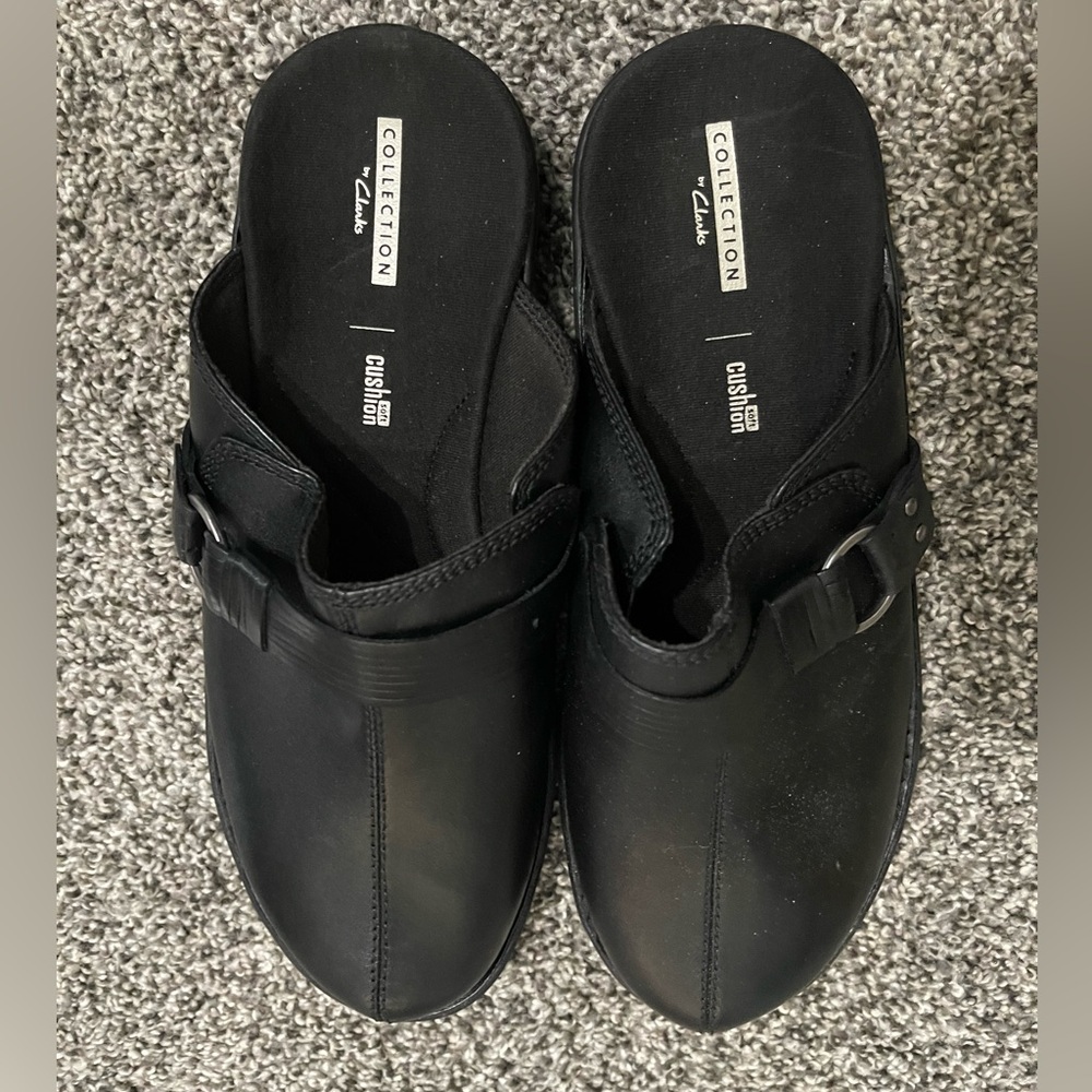 Clarks black soft cushion wedged slip on clogs 9.5XW